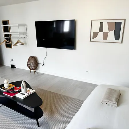 Modern 1br Near Gravensteen With Fast Wifi & Tv شقة خنت